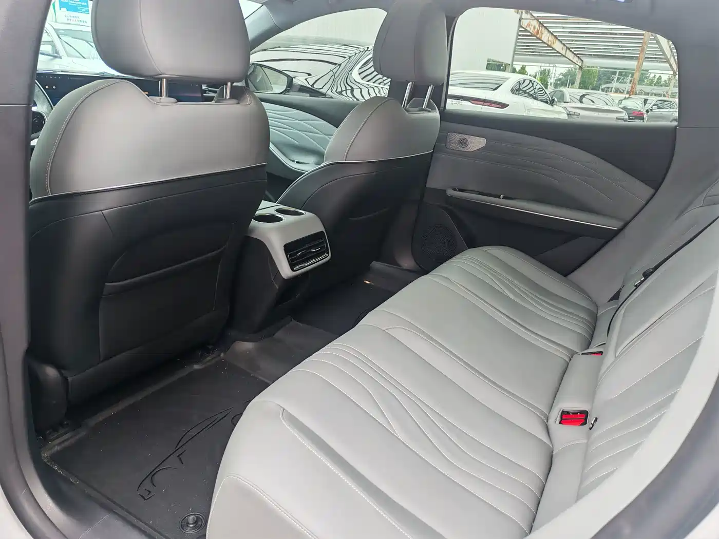 Geely Galaxy Galaxy E8 2024 2024 550km RWD PRO