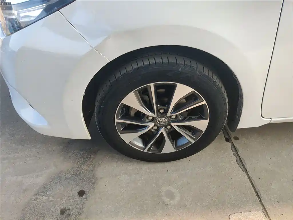 Toyota Levin 2014 1.8GS CVT Elite Edition фото 25