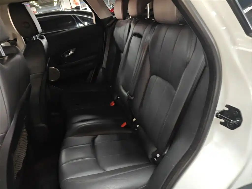 Land Rover Range Rover Evoque 2018 240PS SE Smart Edition фото 13