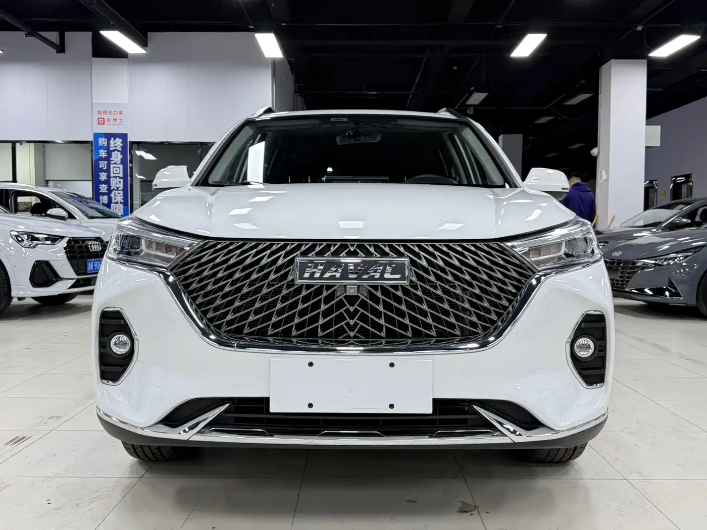 Haval M6 2021 PLUS 1.5T DCT Luxury Smart Connect фото 3