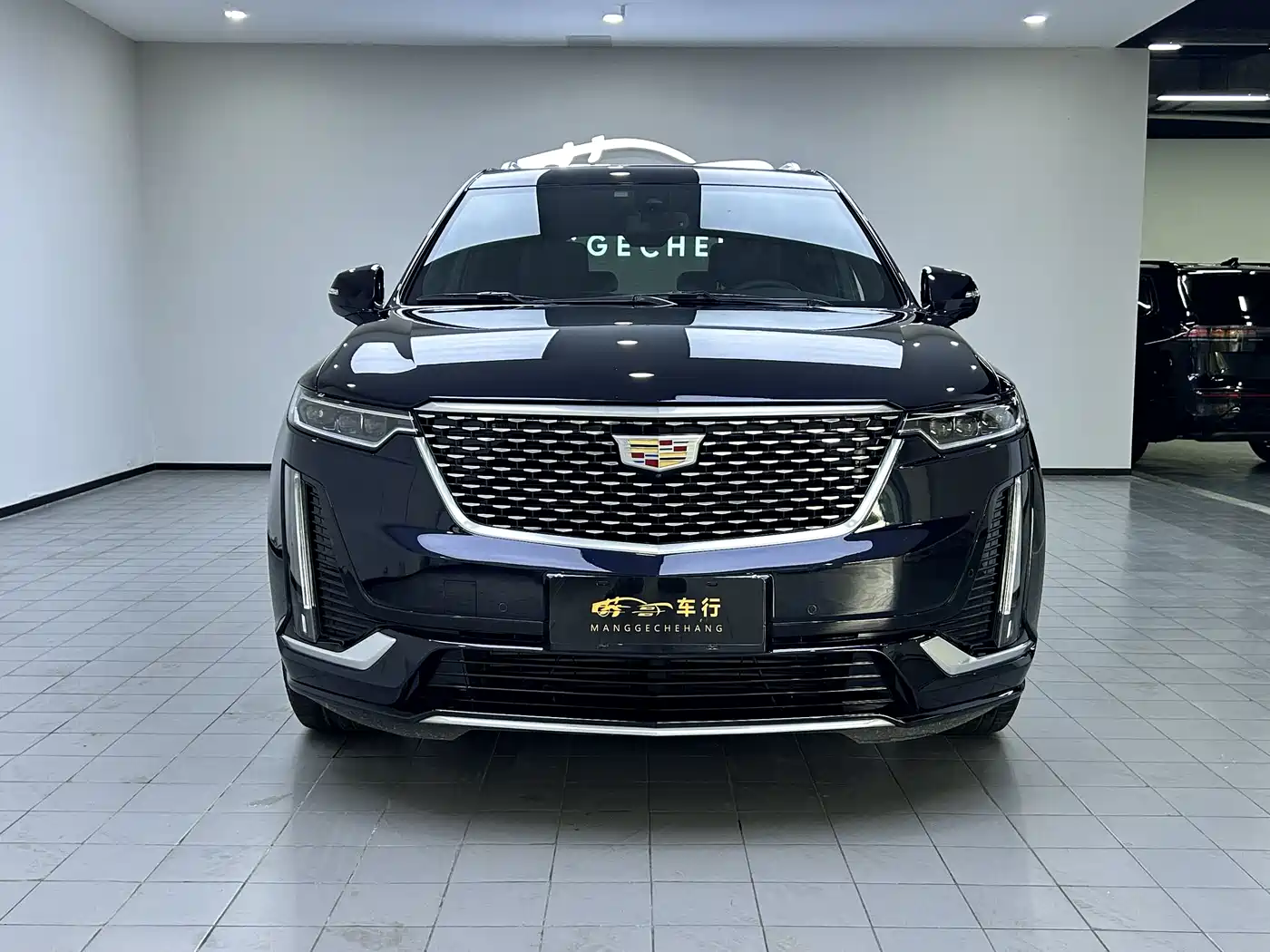 Cadillac XT6 2021 28T 6-Seater AWD Luxury фото 2