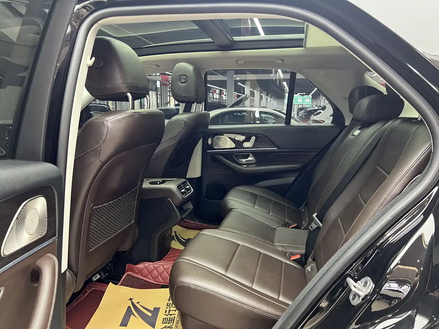 Mercedes-Benz GLE 2022 GLE 350 4MATIC Fashion фото 11