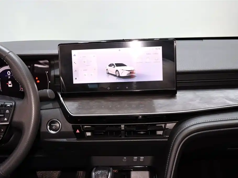 Toyota Camry 2024 Hybrid 2.0HGVP Luxury Edition фото 14