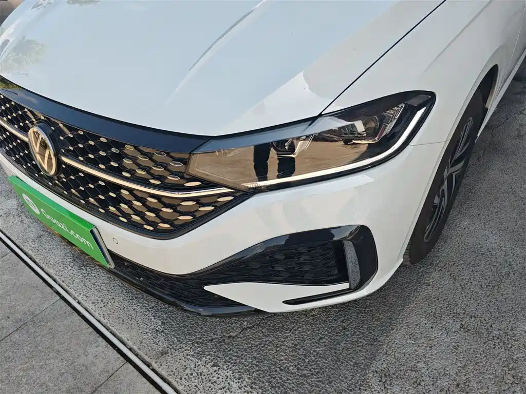 Volkswagen Lavida 2024 Model 300TSI DSG Starlight Leading Edition фото 24