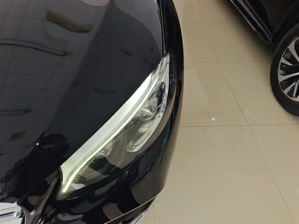 Mercedes-Benz GLC 2017 GLC 300 4MATIC Dynamic фото 18