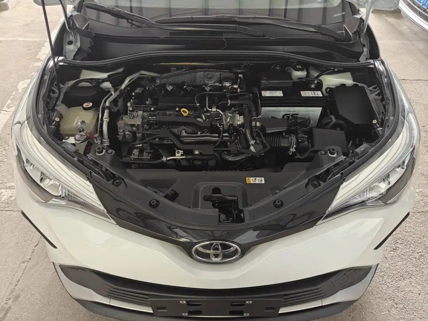 Toyota IZOA 2022 2.0L Yixiang CARE Edition фото 2