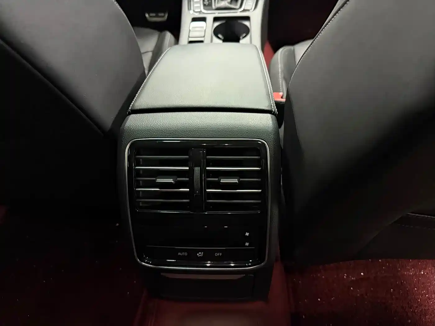 Volkswagen FAW-Volkswagen CC 2021 Model 380TSI Shining Edition фото 15