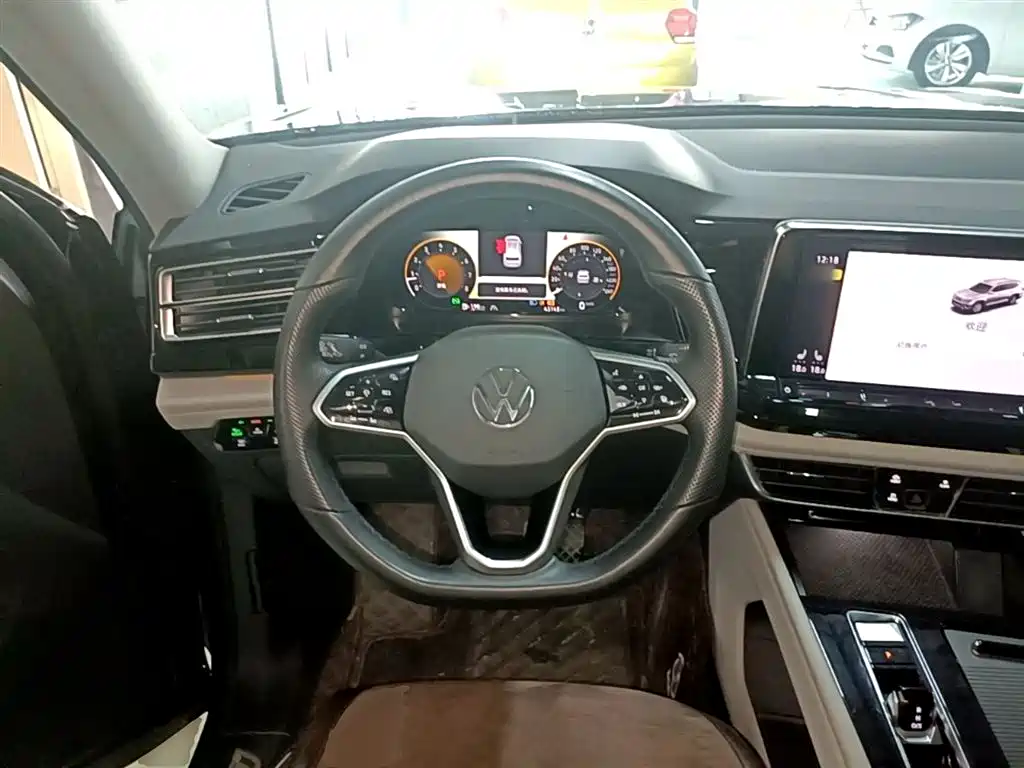 Volkswagen Teramont 2023 Facelift 380TSI AWD Prestige Luxury фото 11