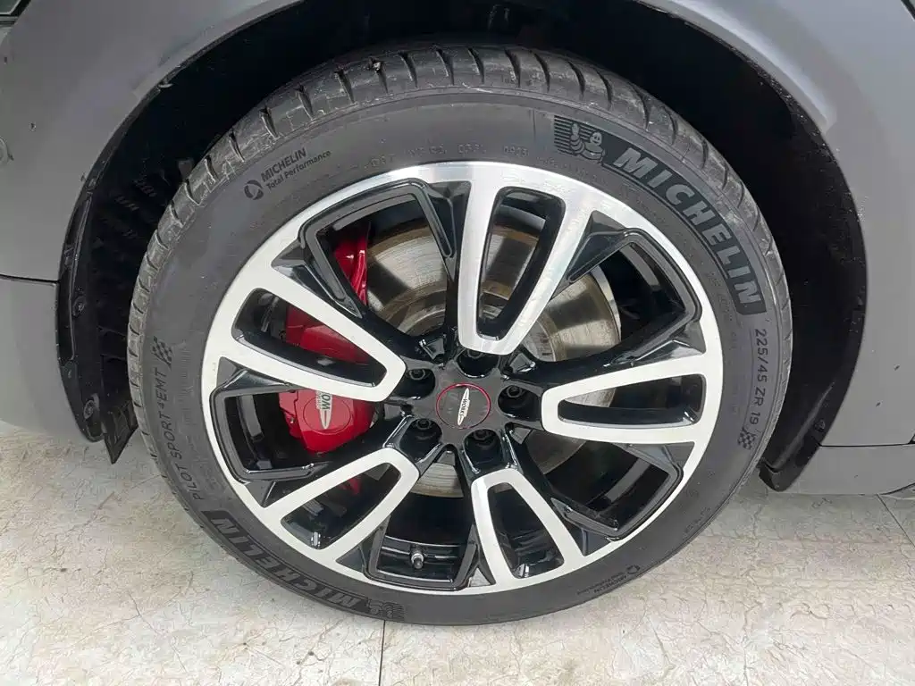 Фото 25 - MINI JCW COUNTRYMAN