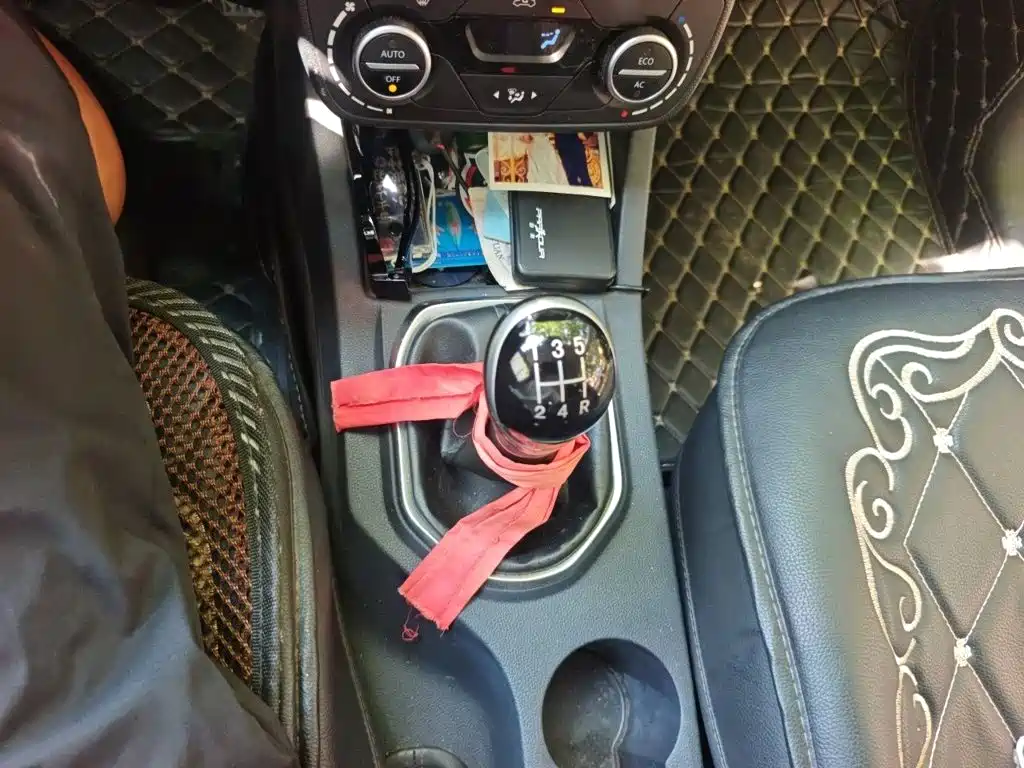 FAW Senya R7 2017 2017 Model 1.6L Manual Luxury
