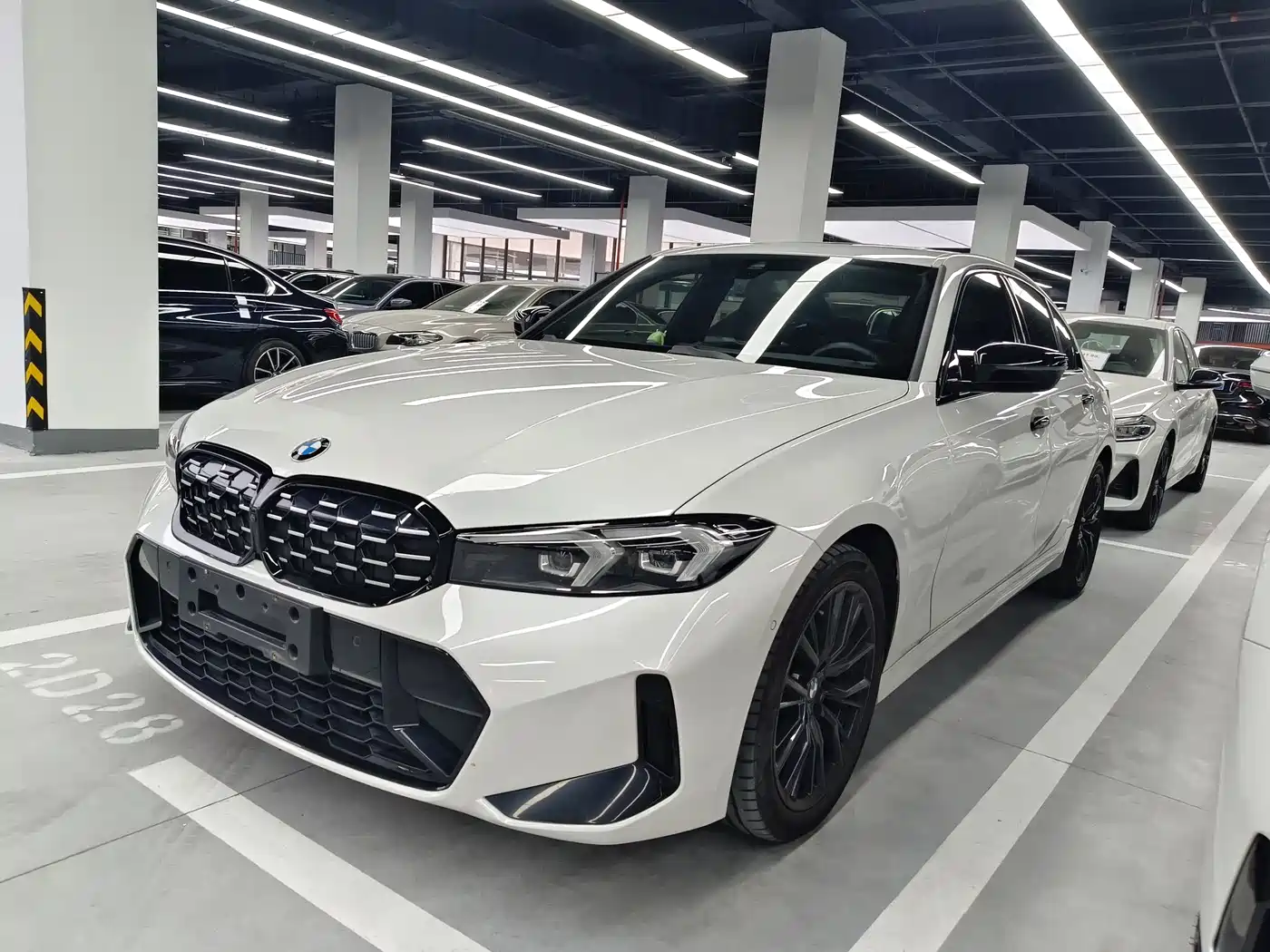 BMW 3 Series 2024 325i M Sport Shadowline Package