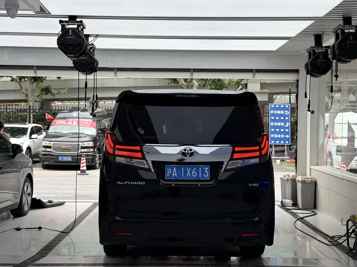 Toyota Alphard 2015 3.5L Luxury Edition фото 4