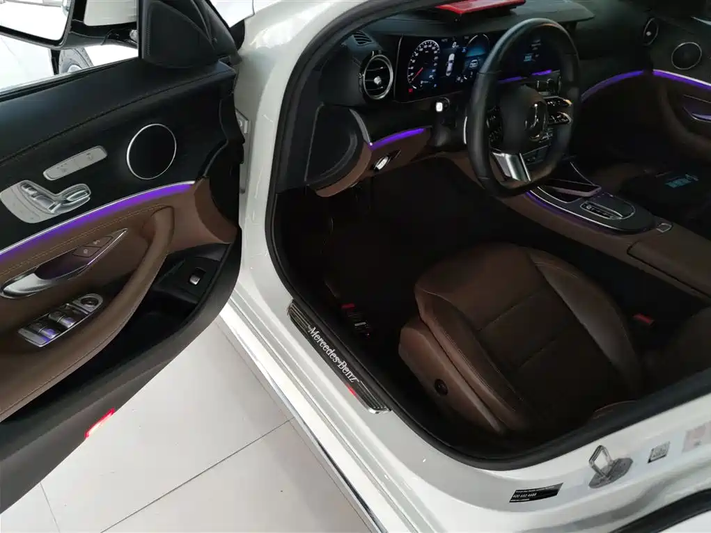Mercedes-Benz E-Class 2022 Model Facelift III E 300 L Sport Fashion фото 12