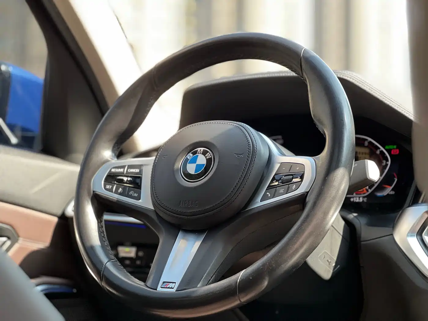 BMW 3 Series 2022 325Li M Sport Package фото 19