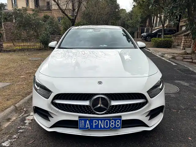 MERCEDES-BENZ A CLASS