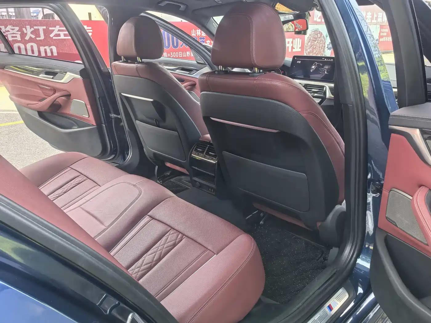 BMW 5 Series 2021 525Li M Sport Package фото 11