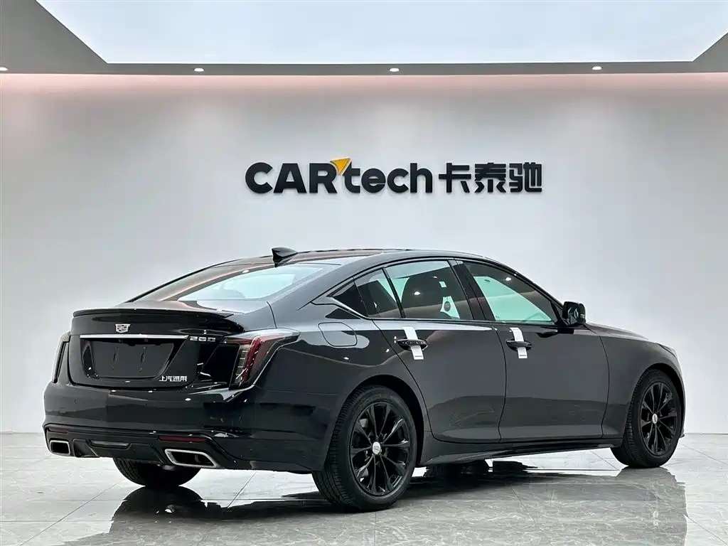 CADILLAC CT5