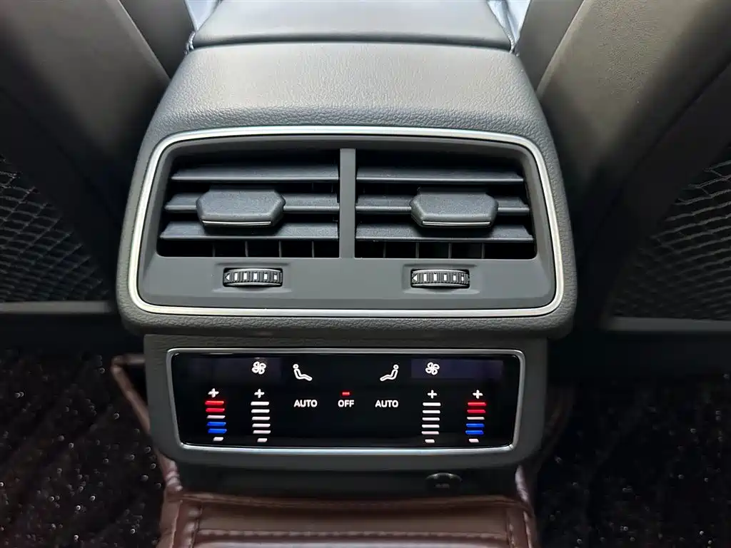 Audi A6L 2025 45 TFSI quattro Premium Sport фото 16