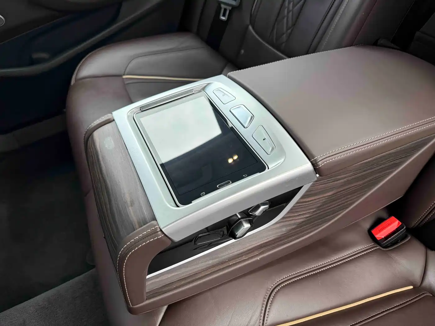 BMW 5 Series 2018 Facelift 530Li Exclusive Luxury Package фото 25