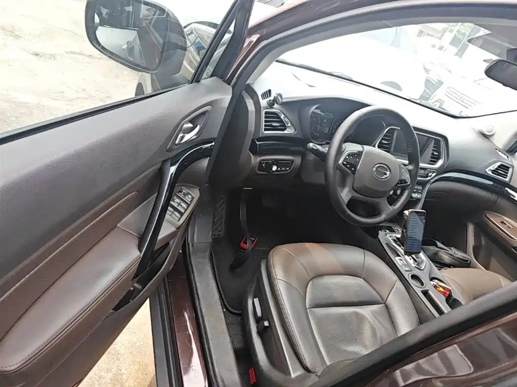 GAC Trumpchi Trumpchi GS4 2017 235T Automatic 2WD Luxury Smart Connected Edition фото 16
