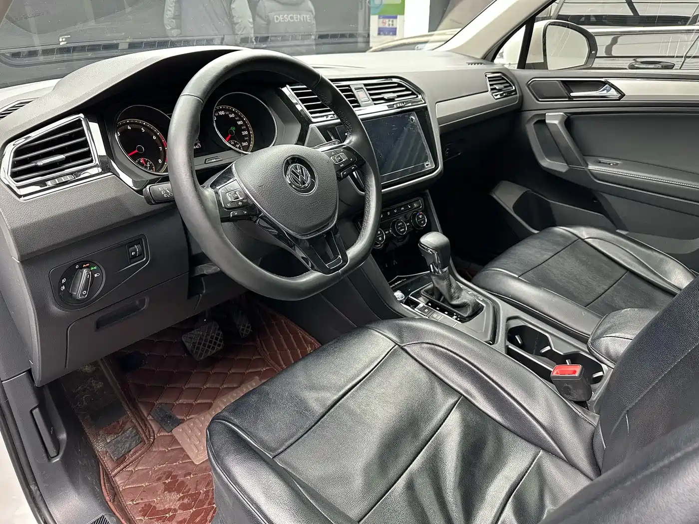 Volkswagen Tiguan L 2020 330TSI Auto 2WD Smart Luxury China VI фото 7