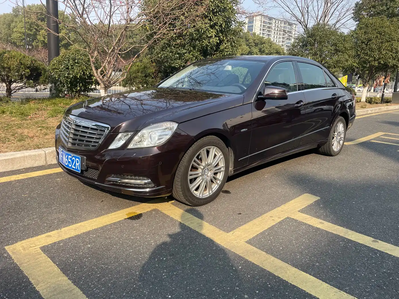 Mercedes-Benz E-Class 2012 E 200 L CGI Elegance