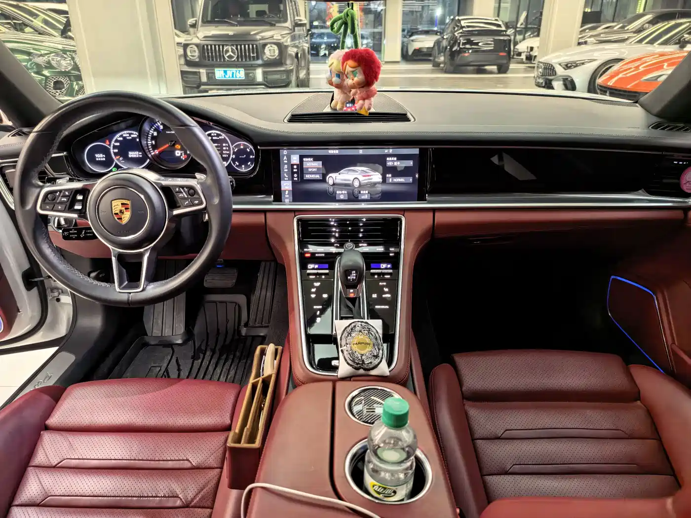 Porsche Panamera 2019 Panamera 4 Executive Long Wheelbase 2.9T фото 9