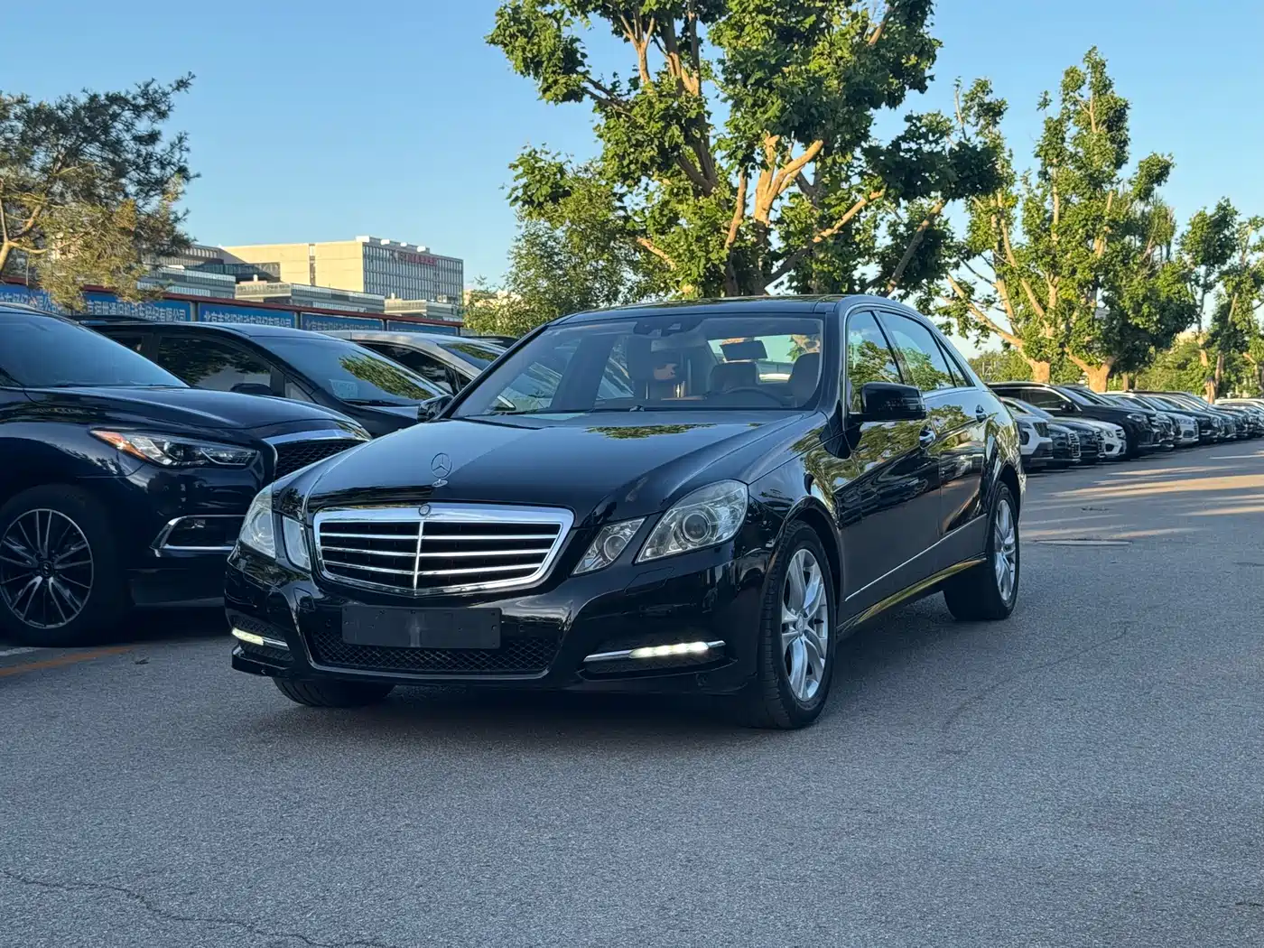 Mercedes-Benz E-Class 2011 E 300 L Fashion Premium