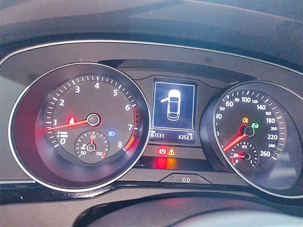 Volkswagen Magotan 2020 330TSI DSG Leading фото 12