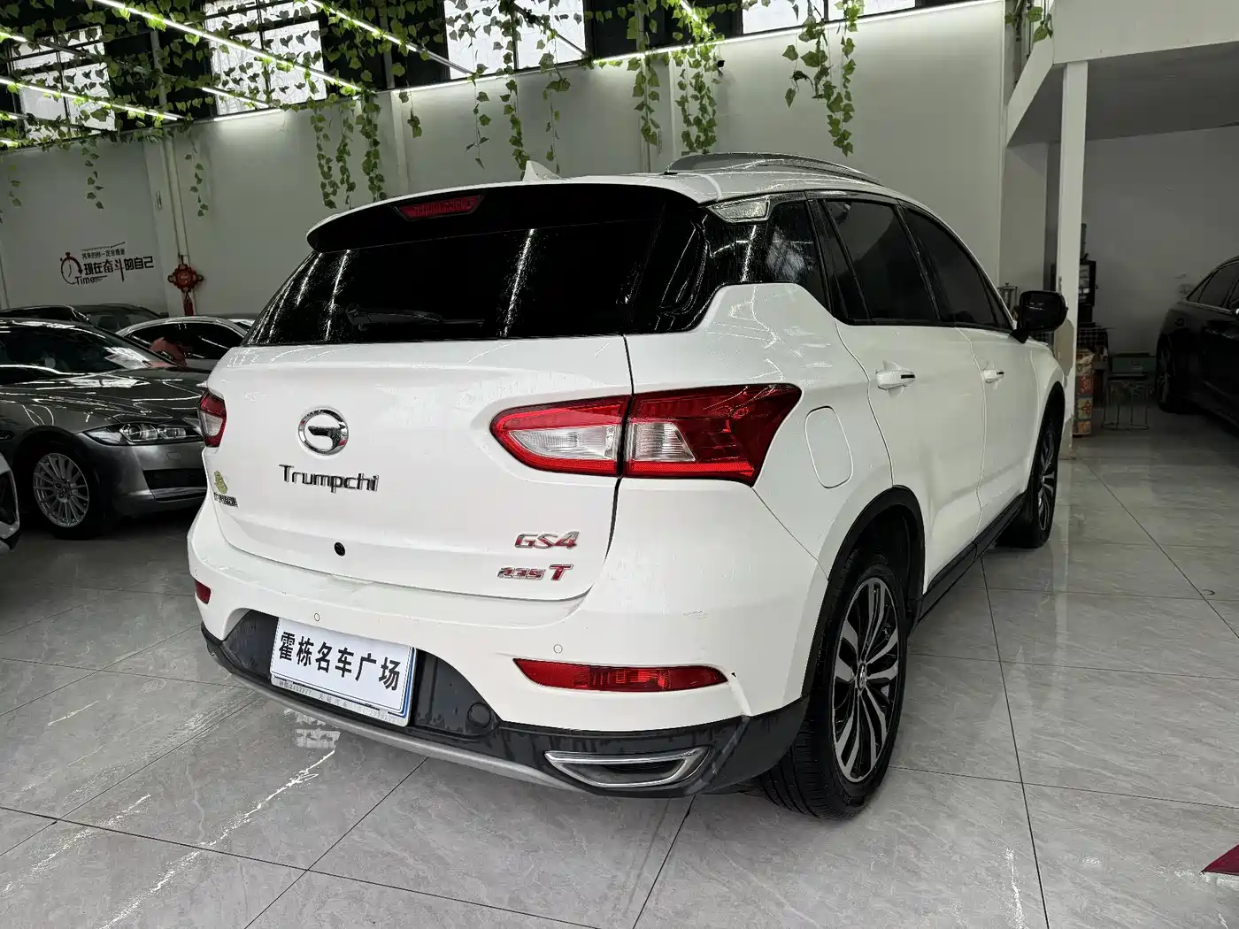 GAC Trumpchi Trumpchi GS4 2017 235T Automatic 2WD Luxury Smart Connected Edition фото 3