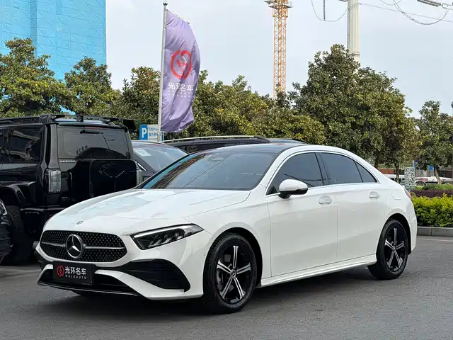 MERCEDES-BENZ A CLASS