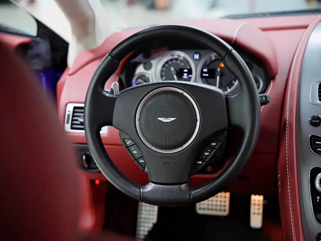 Aston Martin V8 Vantage 2017 2012 4.7L S Coupe