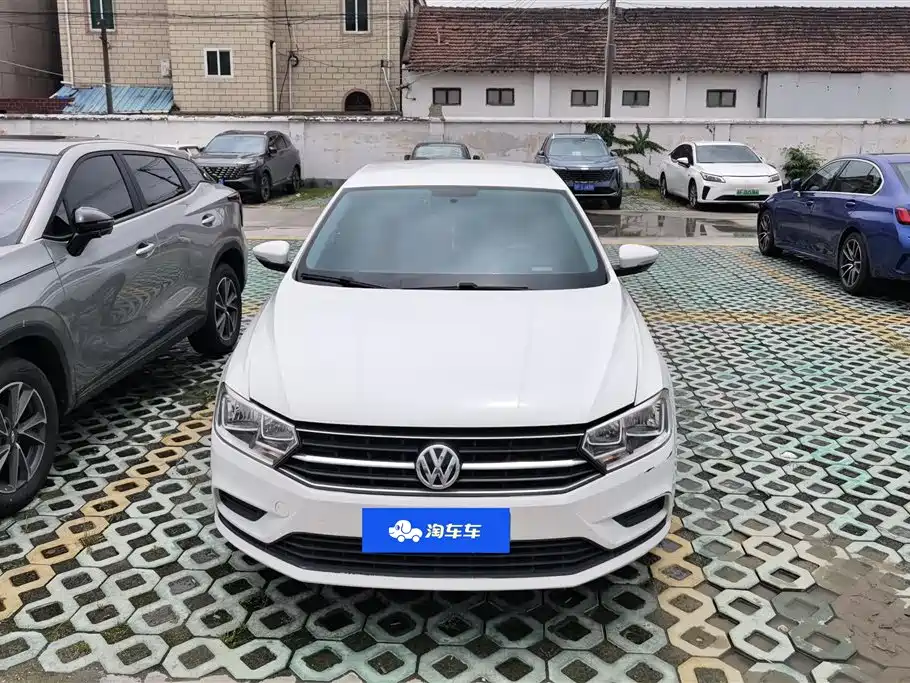 Volkswagen Bora 2018 1.5L Automatic Fashion фото 2