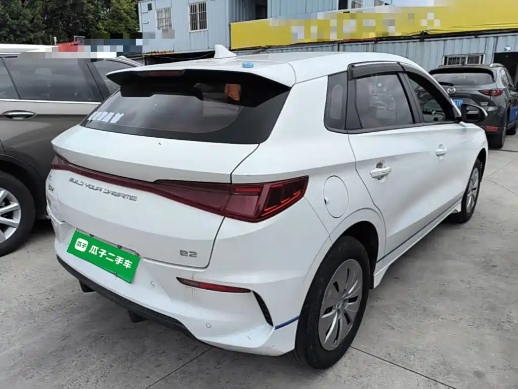 BYD e2 2022 2021 Standard