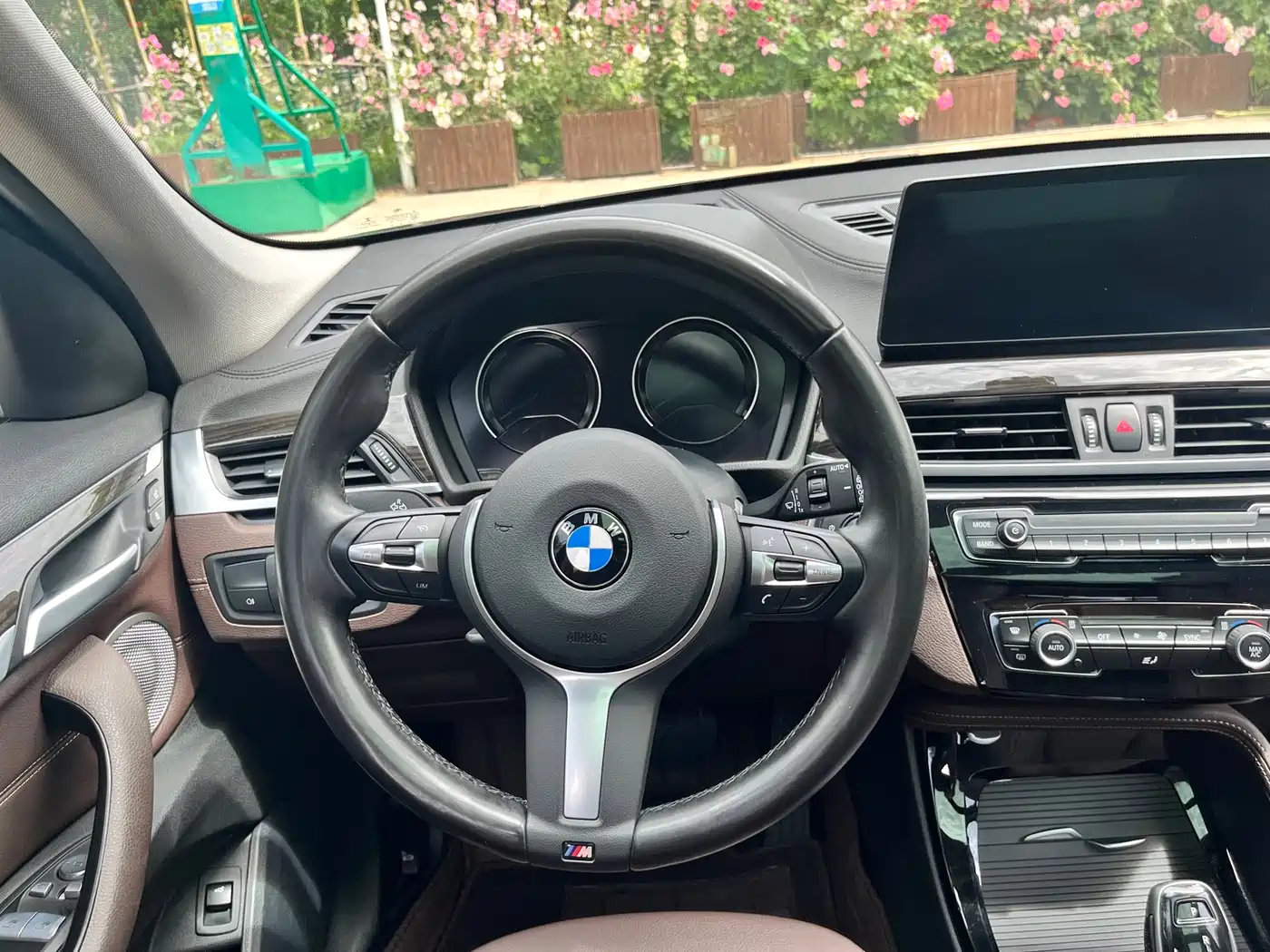 BMW X1 2021 xDrive25Li Exclusive фото 16