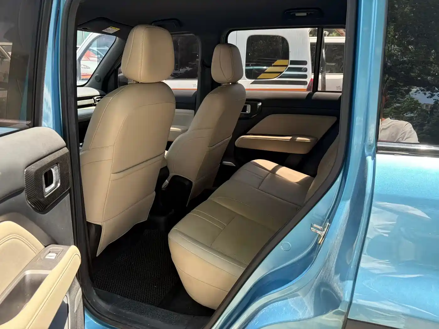 Baojun Yueye Plus 2024 2024 Smart Premium 4-Seater