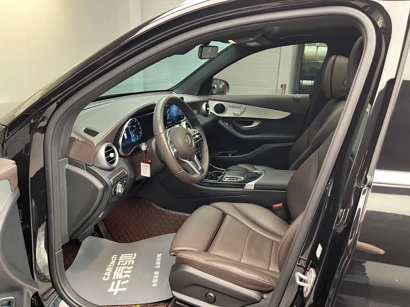 Mercedes-Benz GLC 2022 Facelift III GLC 260 L 4MATIC Dynamic фото 10