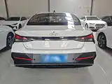 Photo 6 - Hyundai Elantra