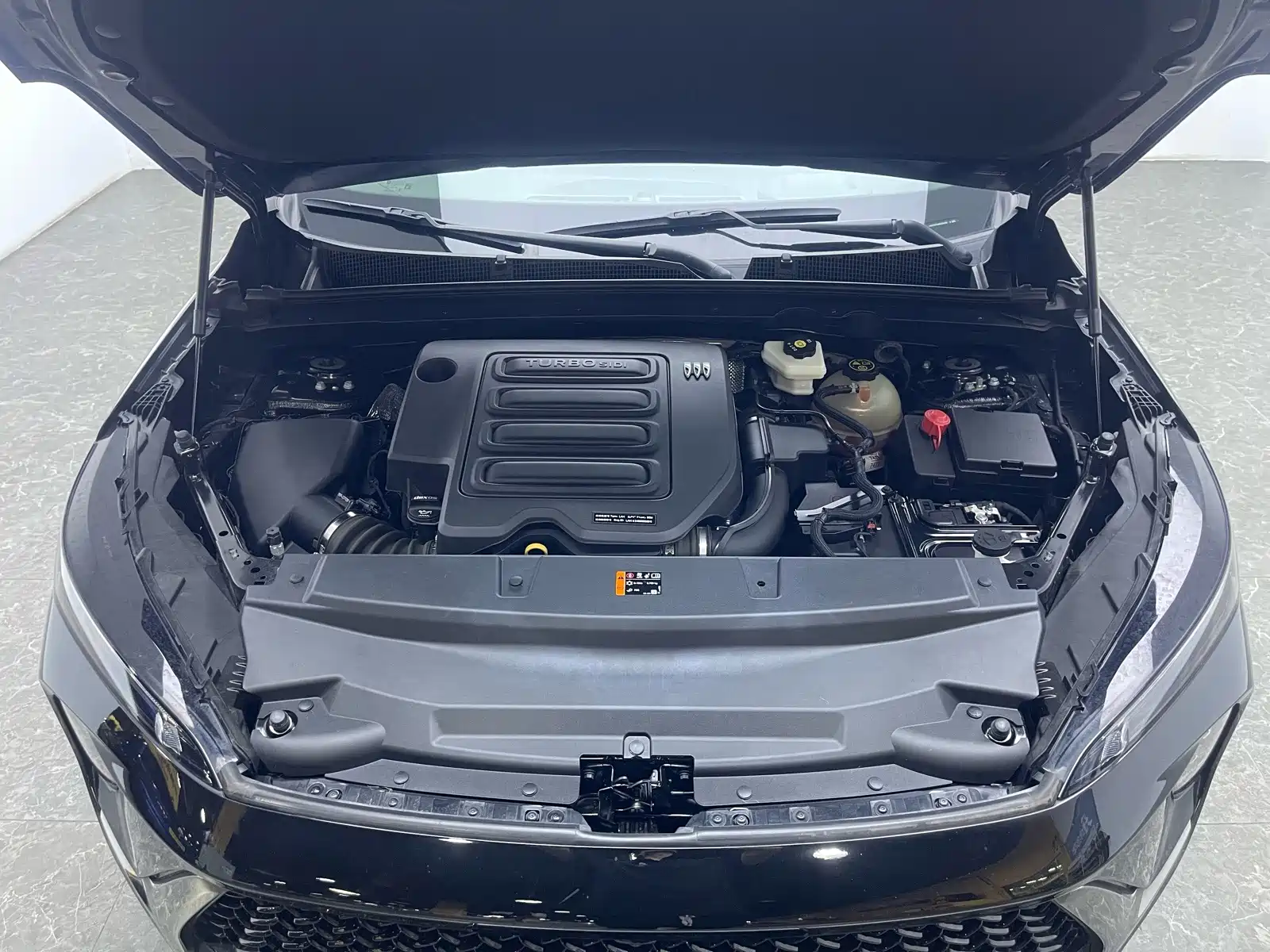 Photo 17 - Buick Envision S