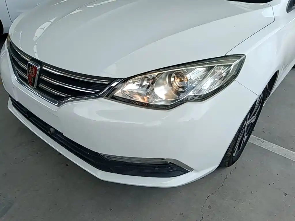 Roewe 360 2017 2017 1.5L Auto Luxury Edition