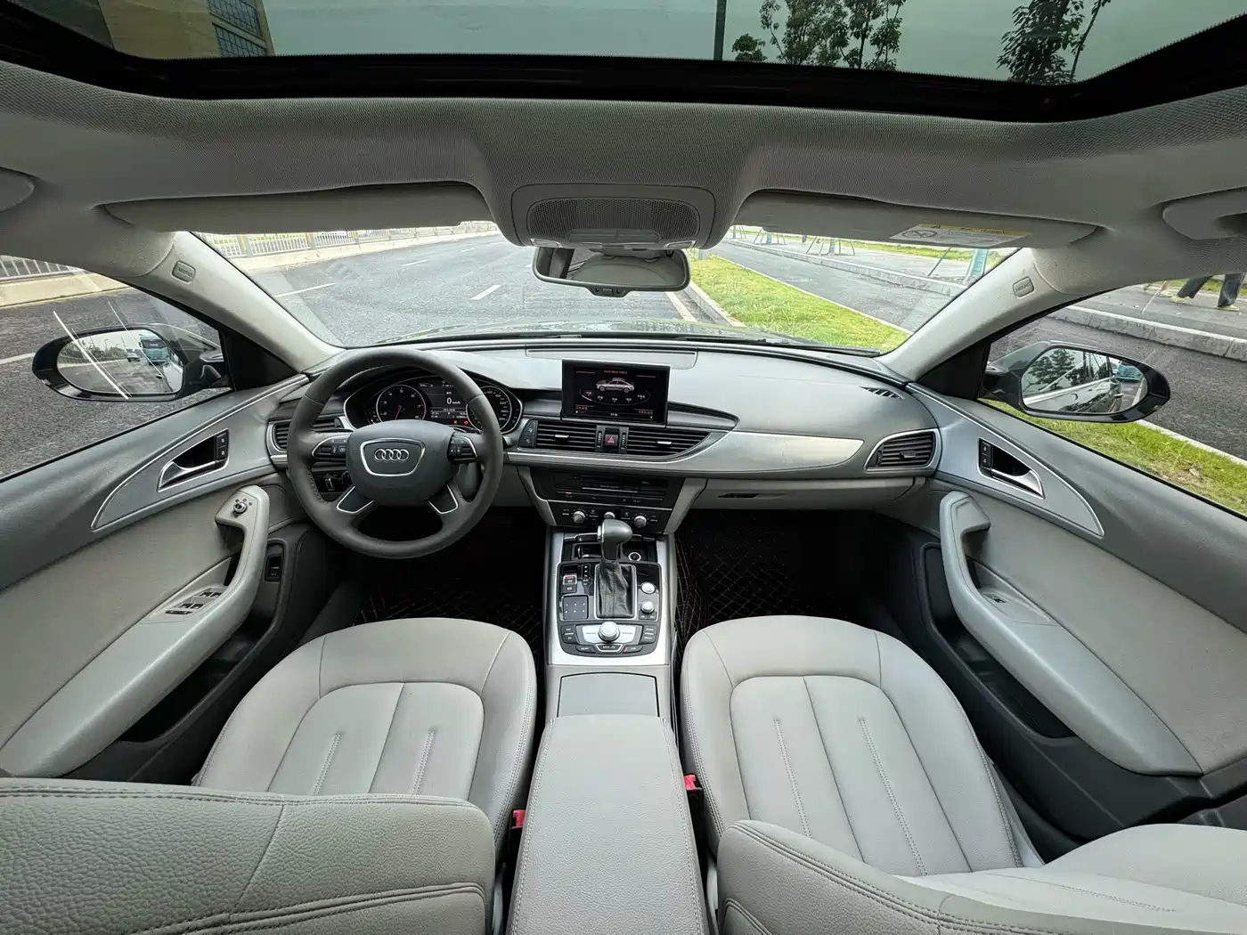 Audi A6L 2012 TFSI Standard фото 9