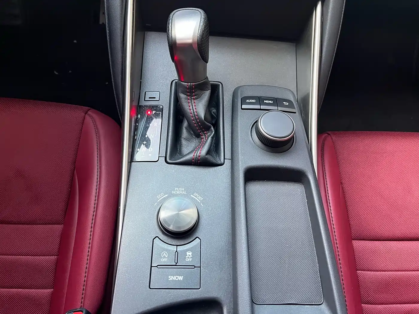 Lexus IS 2017 300 F SPORT фото 34