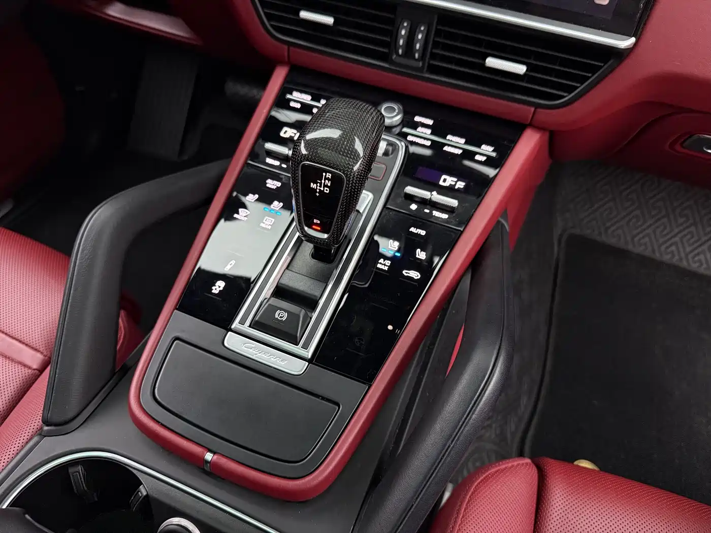 Porsche Cayenne 2023 Cayenne 3.0T Platinum Edition фото 7