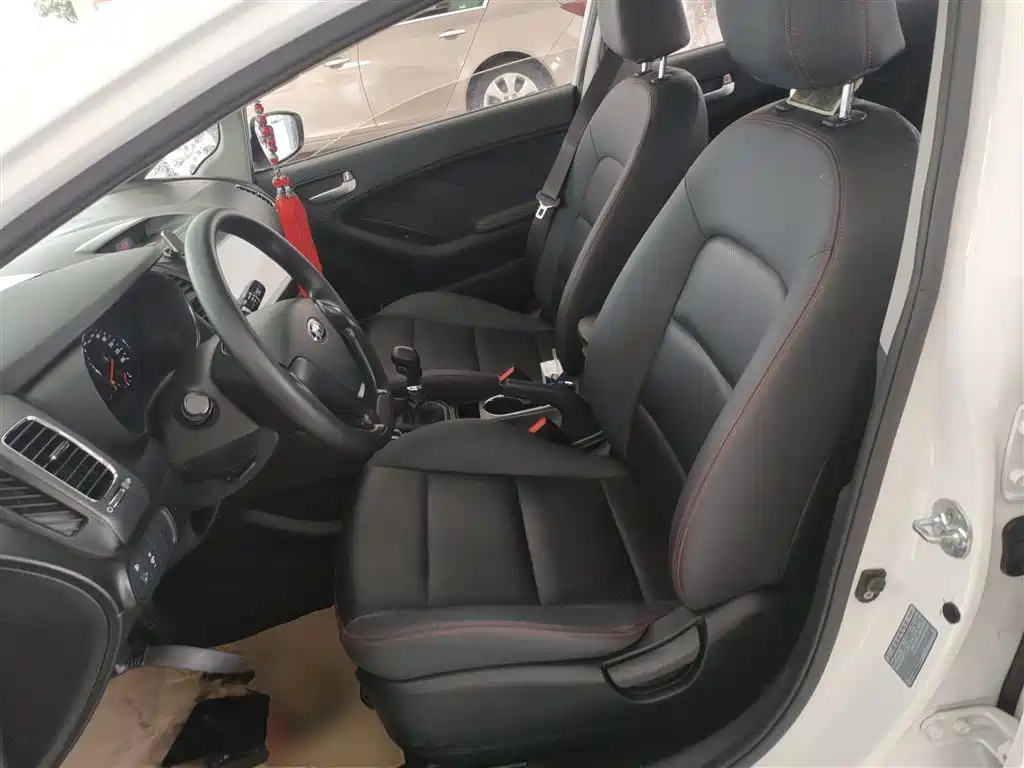 Kia K3 2016 1.6L Manual GL фото 11