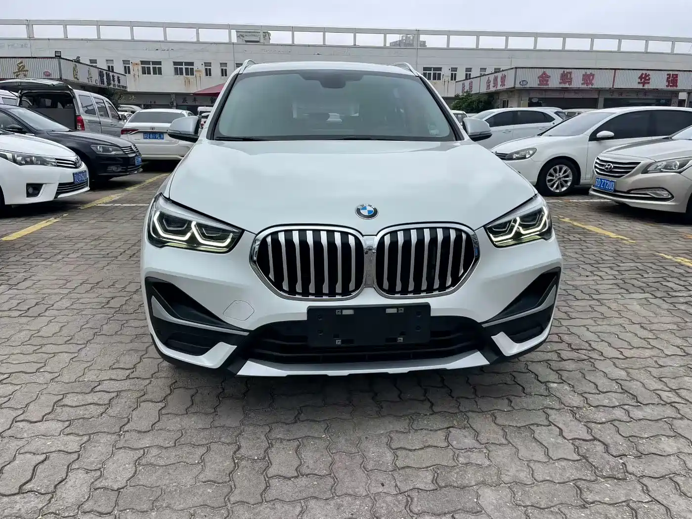 BMW X1 2021 xDrive25Li Exclusive фото 2