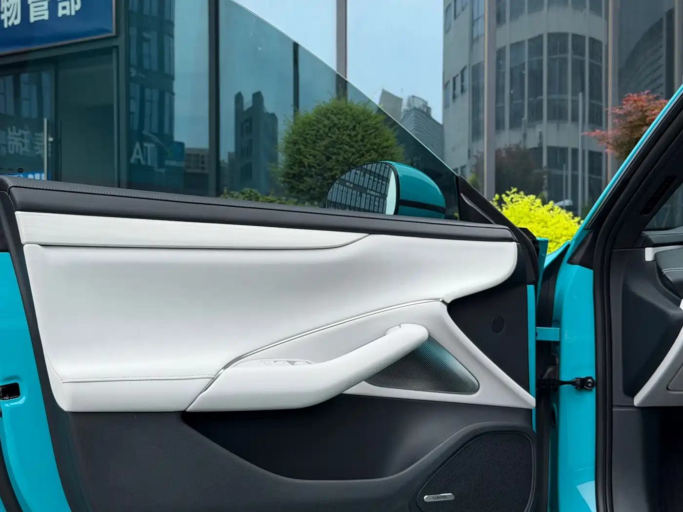 Xiaomi Auto Xiaomi SU7 2024 AWD Max Founder's Edition фото 6
