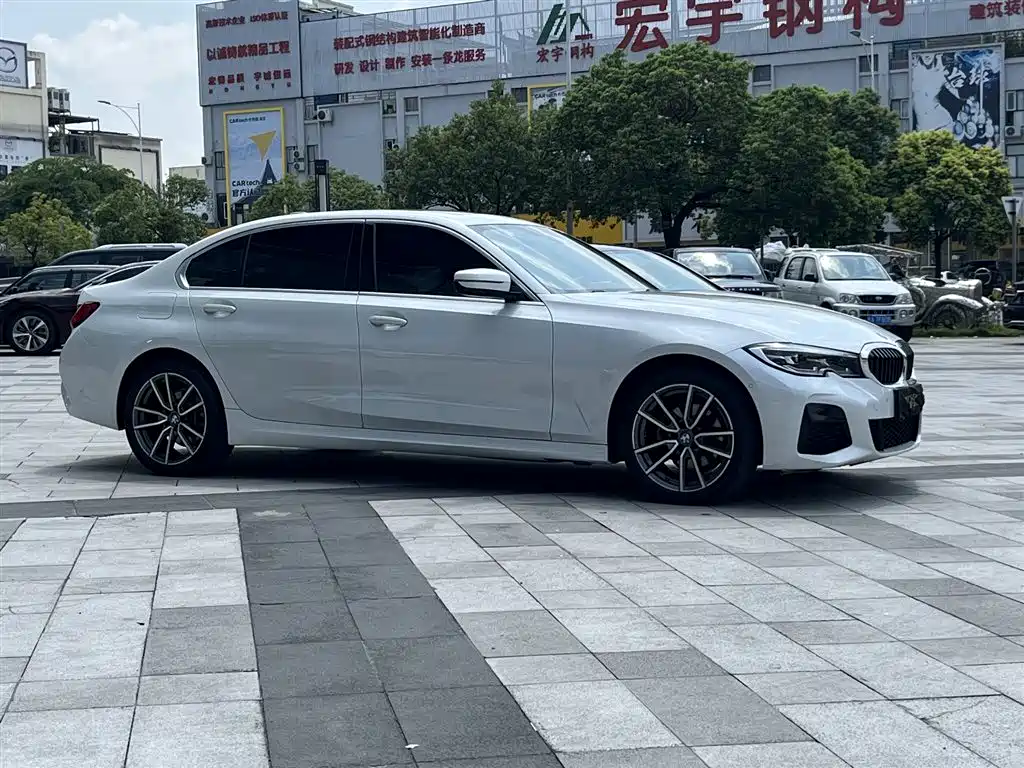 BMW 3 Series 2020 Facelift 325Li xDrive M Sport Package фото 3