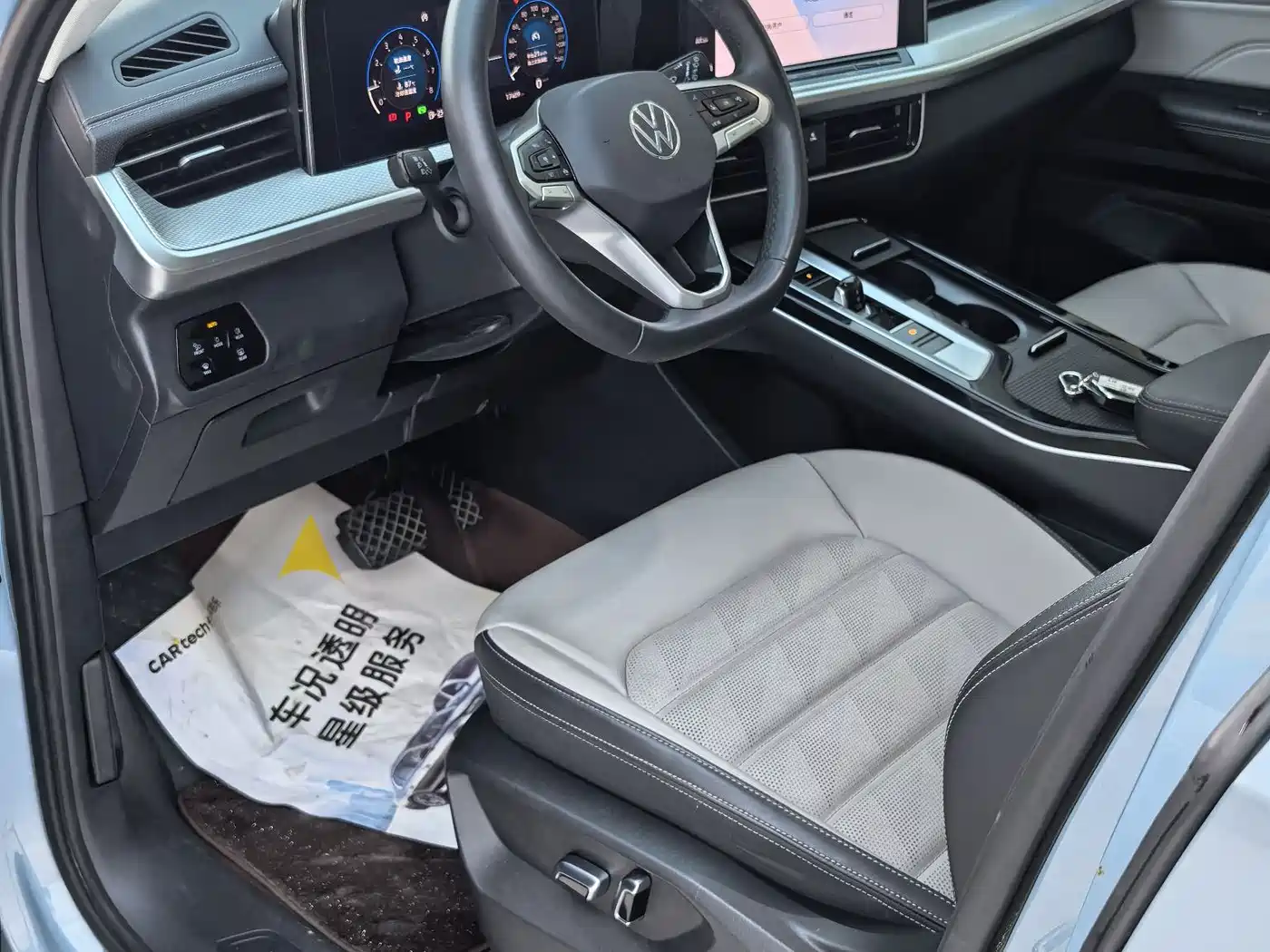 Volkswagen Talagon 2023 330TSI Luxury Touring Edition фото 7
