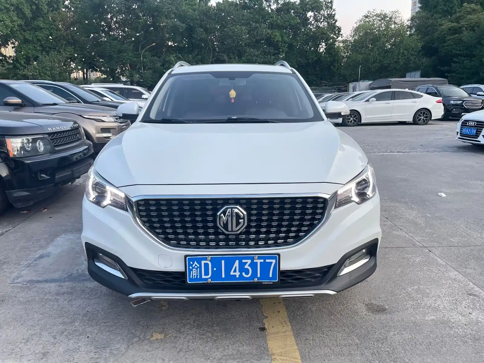 Photo 1 - MG ZS