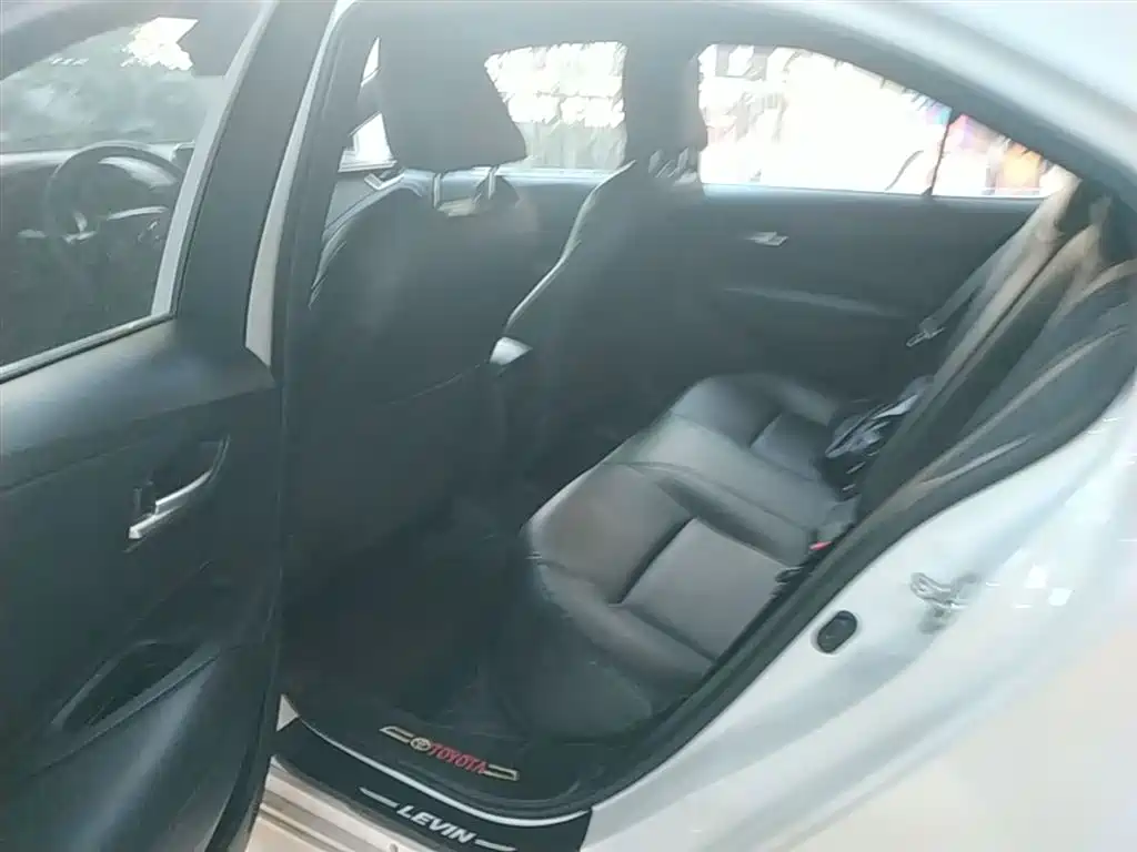 Toyota Levin 2019 185T CVT Luxury Edition China VI фото 17